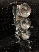 Load image into Gallery viewer, Mercury 2.5 EFI Laser Injection Intake
